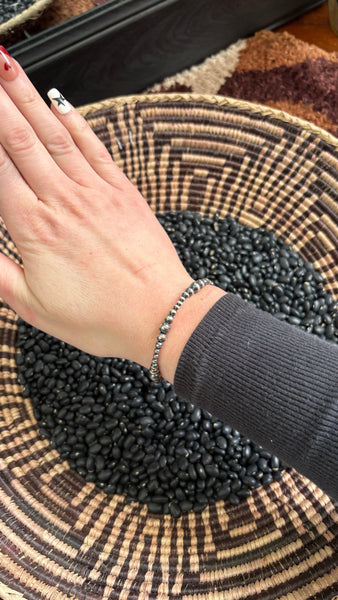 3-6MM STERLING SILVER PEARL STRETCH BRACELET