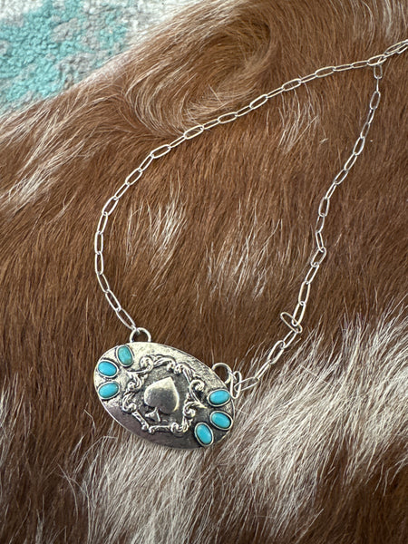 Oval Spade Pendant Necklace
