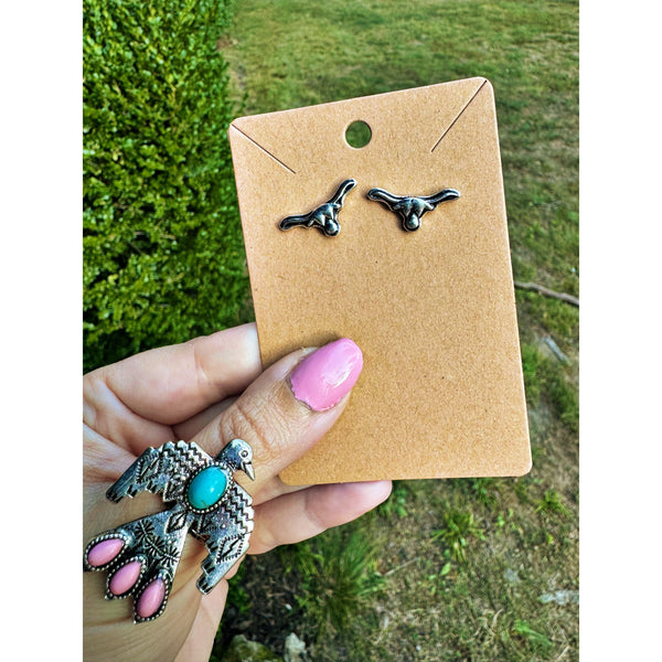 Dainty Highland Cow Studs