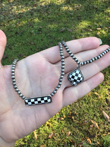 Western Checker Pendant Choker