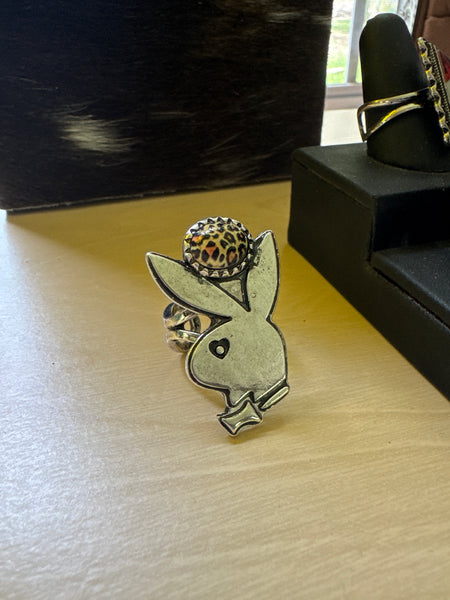 Western Turbo Checkered Bolt Necklace