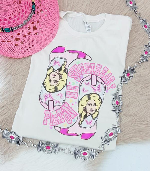 Parton Me Sweetheart Tee