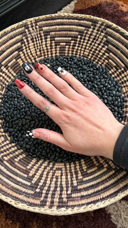 DAINTY CONCHO STACKER RING