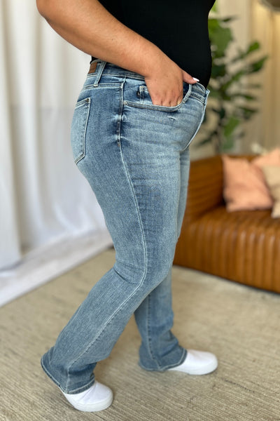 Judy Blue - Medium Rise Bootcut Jeans