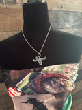 WESTERN PRINT RHINESTONE STEERHEAD NECKLACE - SILVER / BLACK / WHITE