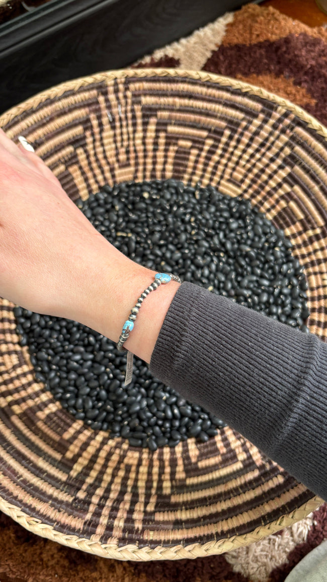 STERLING SILVER PEARL STRETCH BRACELET W GOLDEN HILLS TURQUOISE BEADS