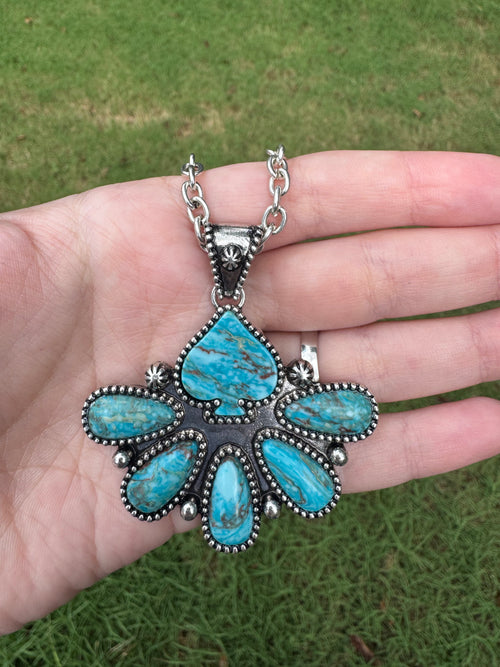 Lizzy Spade Necklace