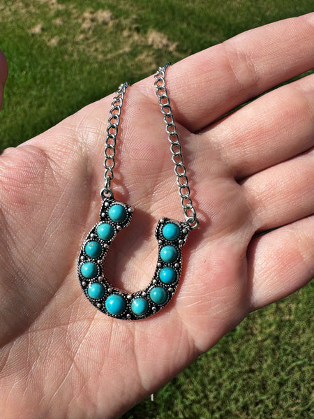 Horseshoe Necklace