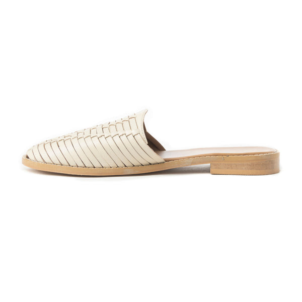 Madrigonna Sandals In White