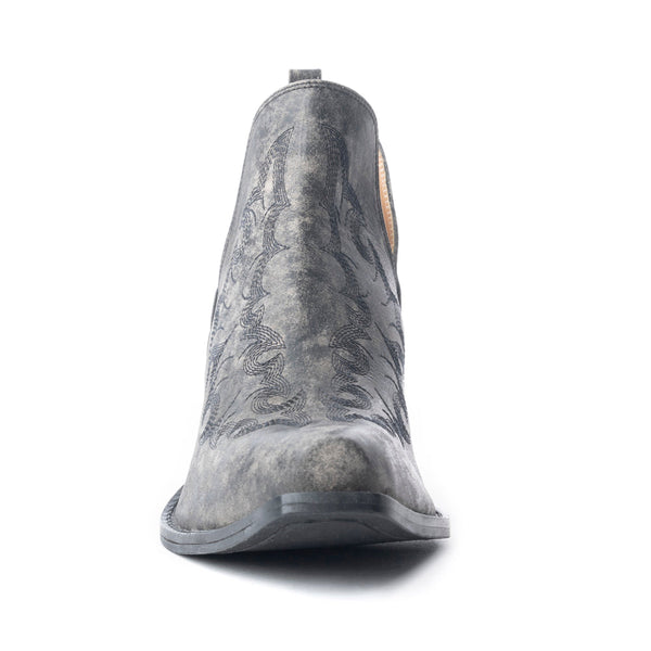 Moonlight on the Mesa Booties In Crackle Black