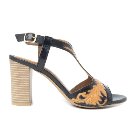 Desert Primrose Sandals In Pink