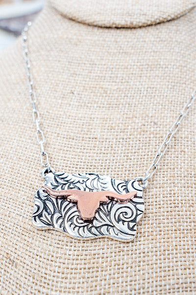 TWO-TONE LONE PRAIRIE STEER NECKLACE